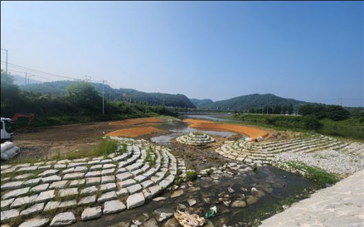 양천 생태하천 복원사업 현장 전경. /합천군