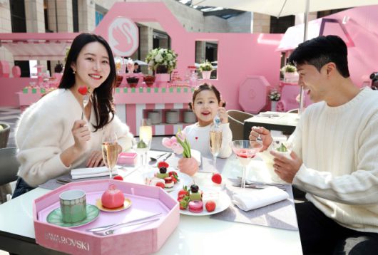 크리스털 딸기 뷔페. / 파라다이스 제공