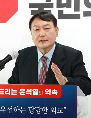 동아일보