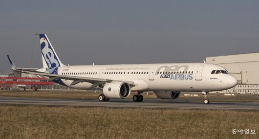 보잉737의 최신 경쟁 기종인 에어버스의 A321neo. 에어버스의 모든 비행기에는 승무원 경보 시스템이 장착되어 있습니다. 에어버스