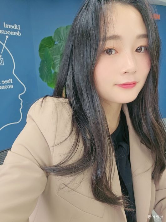 웹툰 회사 대표로 활동 중인 전 씨의 현재 모습.