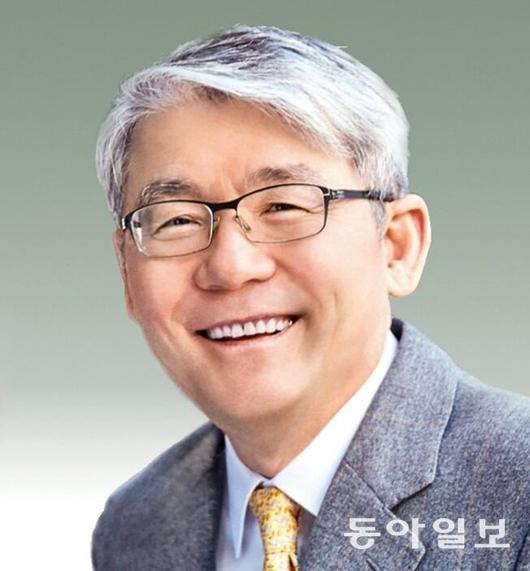 동아일보