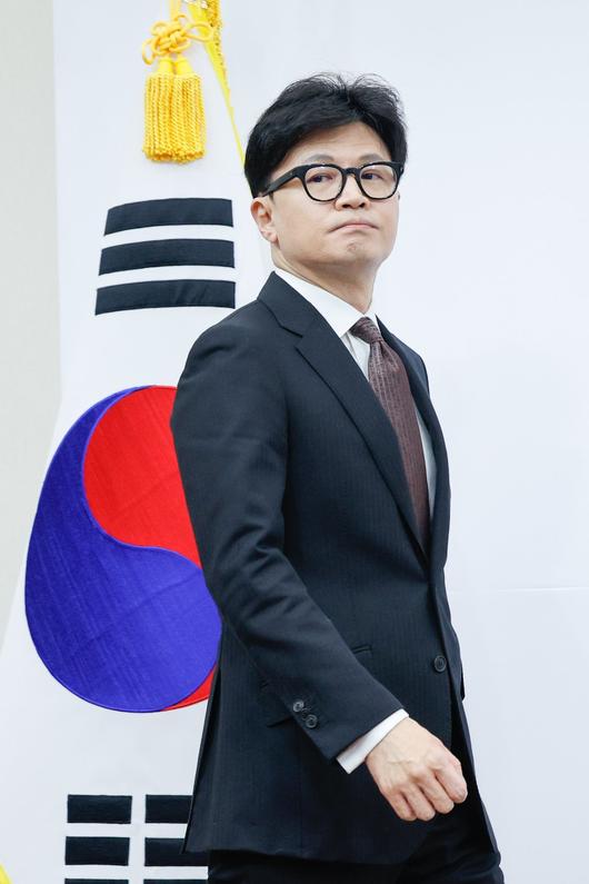 동아일보