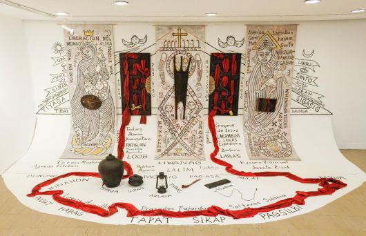 국립현대미술관 서울 전시 ‘접속하는 몸: 아시아 여성 미술가들’ 출품작. 이멜다 카지페 엔다야의 ‘돌봄을 이끄는 이들의 자매애를 복원하기’. 국립현대미술관 제공