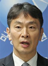 동아일보