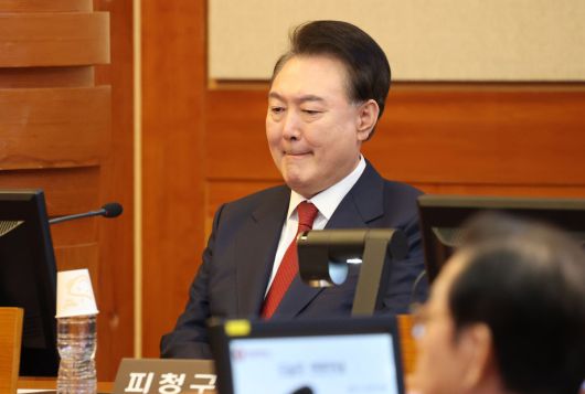 동아일보