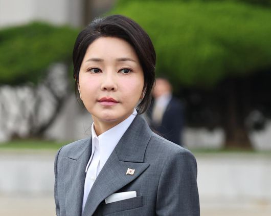 동아일보