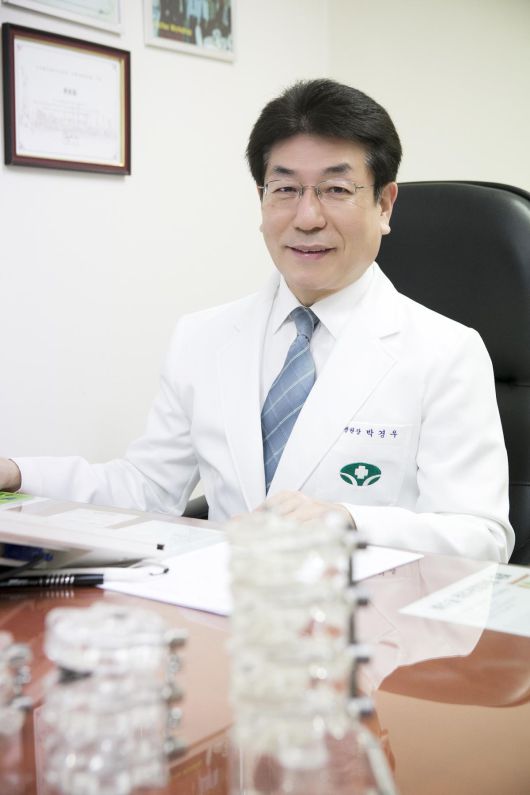 동아일보