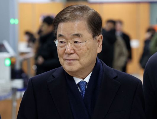 정의용 전 국가안보실장이 지난달 19일 서울 서초구 서울중앙지방법원에서 열린 ‘강제북송’ 관련 국가정보원법위반 선고공판에 출석하고 있다. 2025.2.19 뉴스1