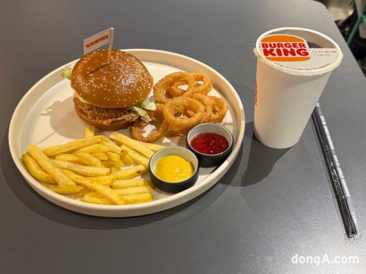 버거킹 크리스퍼 클래식 버거/사진=김상준 기자