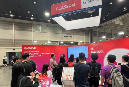 클라썸이 지난해 5월 미국 뉴올리언스에서 열린 세계 최대 인적자원(HR) 콘퍼런스 ‘ATD 24’에 마련한 부스. 클라썸은 AI와 대화하며 임직원의 상황과 목표에 맞춰 성장 방향을 설계하는 솔루션을 선보여 주목을 받았다. 클라썸 제공