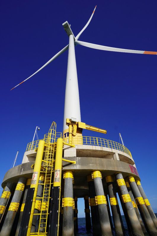 베트남 남부 티엔장성의 탄푸동 해상풍력 발전 단지. SK이노베이션 E&S 제공