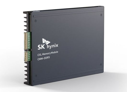 SK하이닉스 CXL D램 SK하이닉스가 ‘CXL 2.0’ 기반 고객 인증을 완료한 96GB(기가바이트) D램 제품. SK하이닉스 제공
