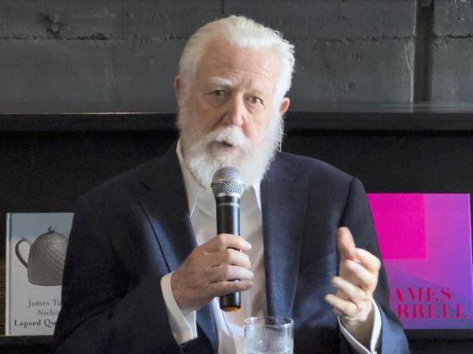 제임스 터렐(James Turrell) 작가가 11일 서울 용산구 페이스갤러리에서 기자간담회를 하고 있다. 2025.06.11. [서울=뉴시스]