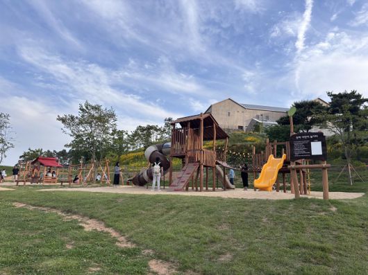 상하농원 내 어린이놀이터. 황소영 기자 fangso@donga.com