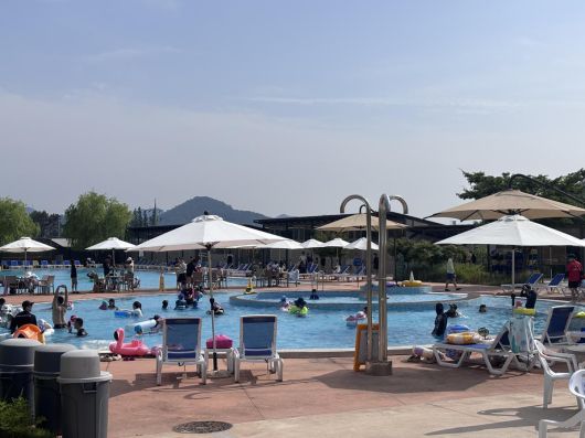 상하농원 야외수영장. 황소영 기자 fangso@donga.com