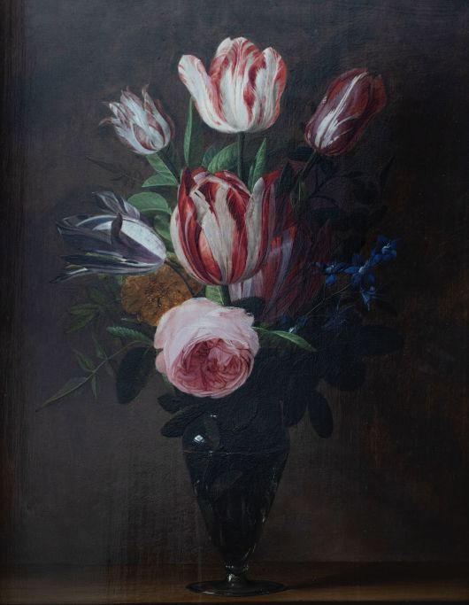 다니엘 세이거스 ‘꽃병에 꽂힌 꽃’. 줄무늬 튤립은 매우 비싸 튤립 구근 하나가 당시 집 한 채 값까지 치솟기도 했다고 한다. Daniel Seghers, Flower in a vase, oil on oak panel, pre-1661, 51 x 39,2 cmJohannesburg Art Gallery, Johannesburg