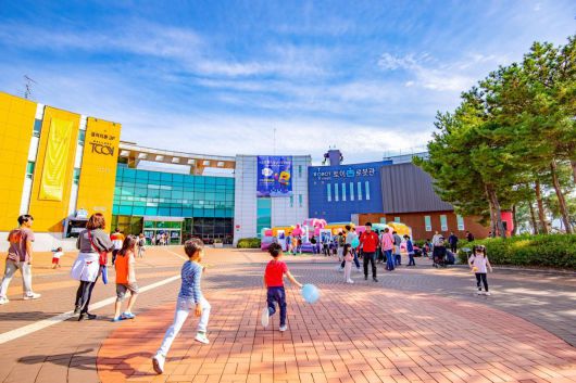 춘천 서면의 애니메이션박물관과 토이로봇관.