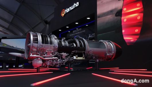 KF-21 보라매 전투기에 탑재되는 F414 엔진