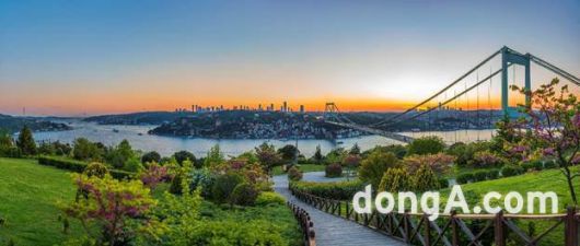 튀르키예 이스탄불 해안선.