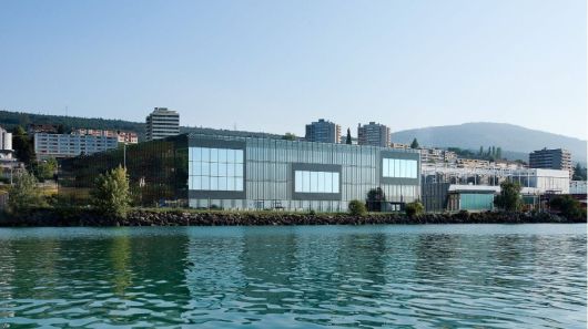 스위스 뇌샤텔에 위치한 PMI의 연구개발 센터 ‘더큐브(The Cube)’. PMI 제공.