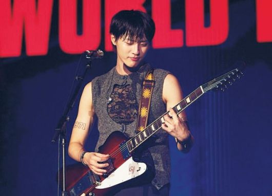 우즈. EDAM엔터테인먼트 제공