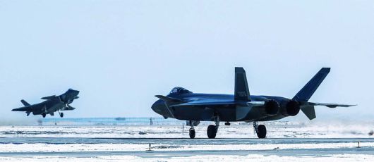 실전배치된 중국 인민해방군 5세대 스텔스 전투기 J-20. 방위사업청전략포럼 캡처