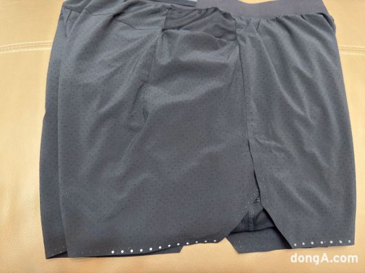 룰루레몬 라인드 러닝 쇼츠.