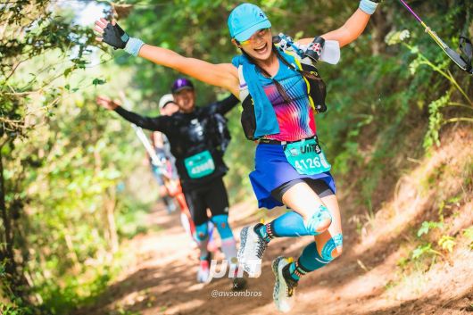 신민아 씨가 올 7월 열린 울릉도트레일러닝 대회에 출전해 즐겁게 달리고 있다. 신민아 씨 제공.