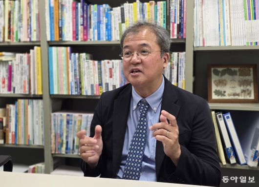 방문진료 의사이기도 한 쓰루오카 고키 일본사회산업대 교수.기요세시=박성민 기자 min@donga.com