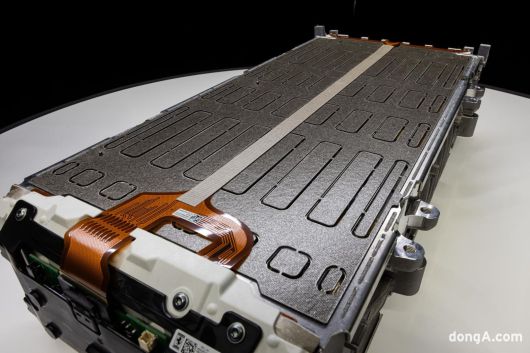 페라리 일레트리카 전기차 플랫폼 배터리 모듈.