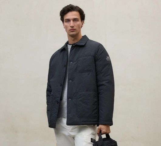 ‘로키 맨’ 스타일이 유행하며 주목받은 스페인의 친환경 브랜드 에코알프의 안쿠아 쇼트 재킷. 에코알프 제공