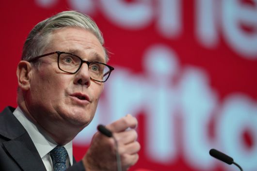 지난 9월30일 리버풀에서 열린 연례 노동당 전당대회에서 기조 연설하는 키어 스타머 영국총리. 2025.11.13.[리버풀=AP/뉴시스]