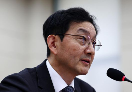 [서울=뉴시스] 윤창렬 국무조정실장이 24일 오전 서울 여의도 국회에서 열린 정무위원회 전체회의에서 질의에 답변하고 있다. 2025.11.24.