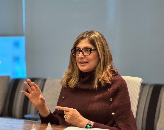 지난 달 25일 서울 영등포구 한국 IBM 사무실에서 만난 주히 맥클릴랜드 IBM컨설팅 아태지역(APAC) 사장이 기업 생존에 있어 인공지능(AI) 도입의 중요성에 대해 이야기하고 있다. IBM 제공