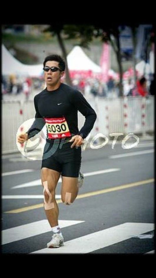 김강민 대장이 한 마라톤대회에서 질주하고 있다. 그는 특전사  시절 자주 달렸고, 5~10km 대회에도 출전했다. 김강민 대장 제공.
