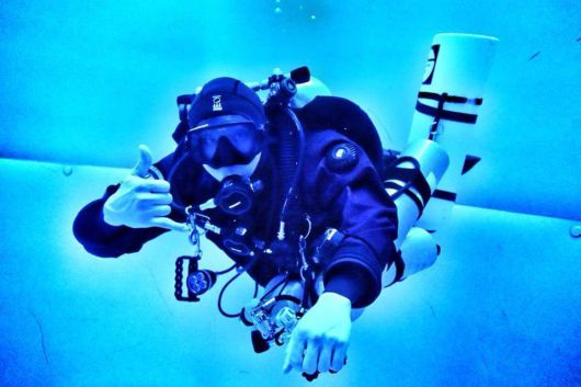 김강민 대장이  스킨스쿠버를 하고 있다. 김강민 대장 제공.