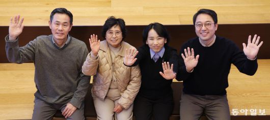 (왼쪽부터) 조민영 행복얼라이언스 사무국 본부장, 김연자 행복도시락 인천 동부점 센터장, 김효진 금천구청 아동청소년 팀장, 송민규 비타민엔젤스 팀장