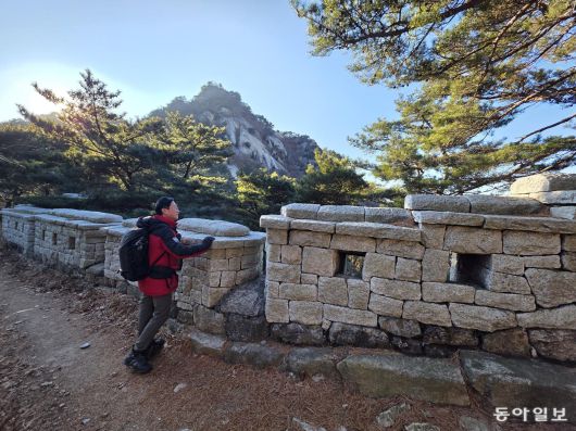 가사당암문 위 성벽
