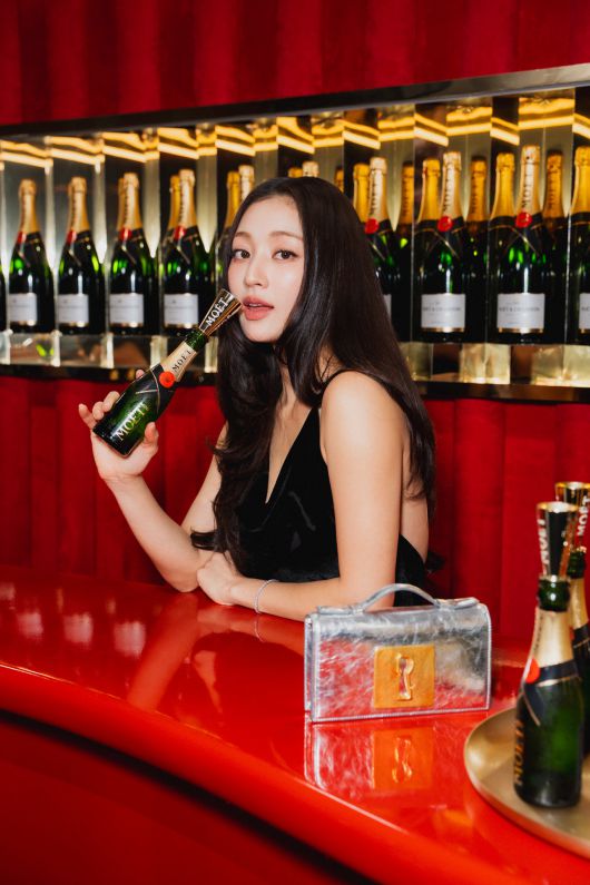 (사진제공: Moët & Chandon, German Larkin for Moët & Chandon, JYP엔터테인먼트)