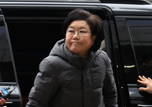 이혜훈 기획예산처 장관 후보자가 16일 오전 서울 중구 예금보험공사에 마련된 인사청문회 준비 사무실로 출근하고 있다. 2026.01.16. 뉴시스