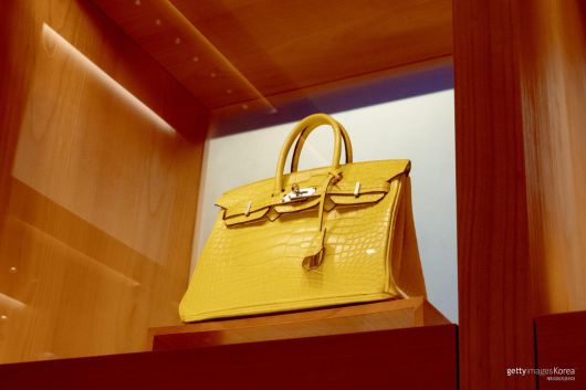 에르메스 매장에 전시된 버킨백. GettyImages