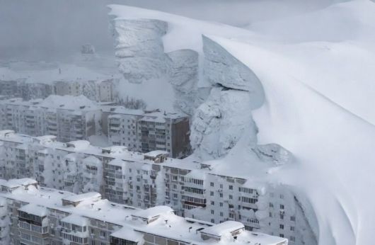 러시아 극동 캄차카 반도에 폭설이 덮친 모습. X캡처