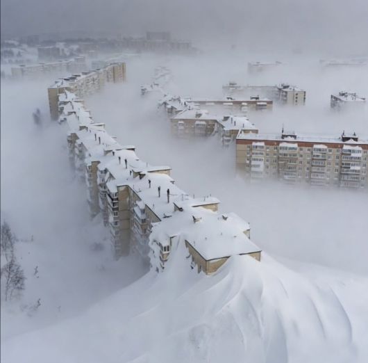 러시아 극동 캄차카 반도에 폭설이 덮친 모습. X캡처