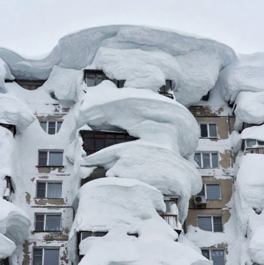 러시아 극동 캄차카 반도에 폭설이 덮친 모습. X캡처
