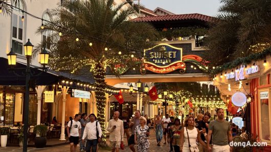 푸꾸옥 남부는 선그룹이 주도적으로 개발했다. 관광객이 몰리는 곳의 이름도 ‘선셋타운’이다. 윤우열 기자 cloudancer@donga.com