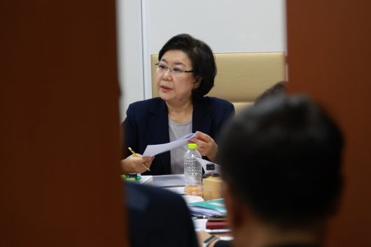 이혜훈 기획예산처 장관 후보자가 19일 서울 여의도 국회에서 대기하고 있다. 2026.01.19 뉴시스