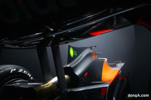 아우디 레볼루트 F1 머신 R26