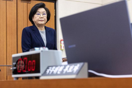 이혜훈 기획예산처 장관 후보자가 23일 서울 여의도 국회에서 열린 제431회국회(임시회) 재정경제기획위원회 인사청문회에 출석해 자리로 향하고 있다. 2026.1.23/국회사진기자단