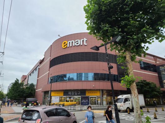 일반 광각 모드에서의 사진이다.